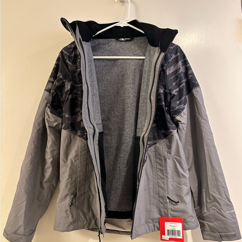 North Face Aryi Tri Climate Jacket 3 in 1 Pache Grey Snow Rain Cold Weather.
